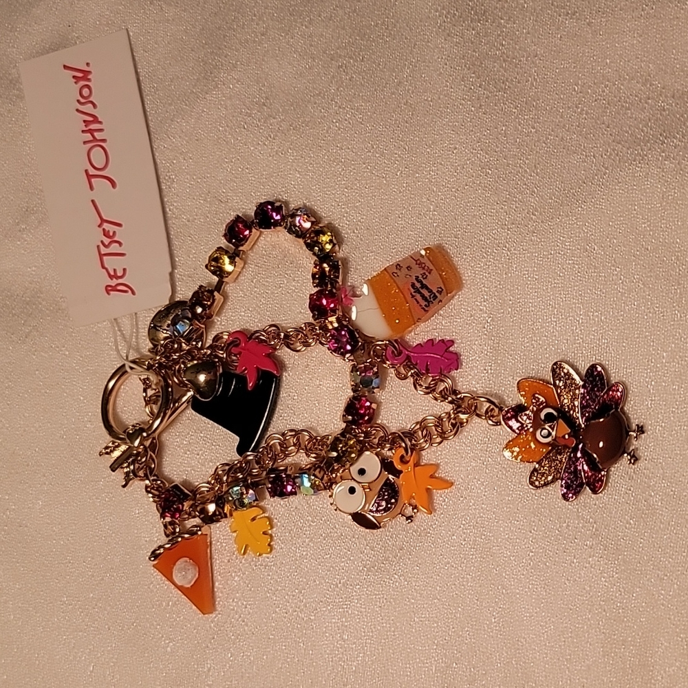 Authentic Betsey Johnson Thanksgiving Autumn Fall Gold Tone Charm Bracelet NWT